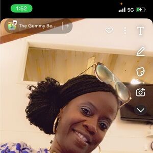 Meet your Posher, Toni